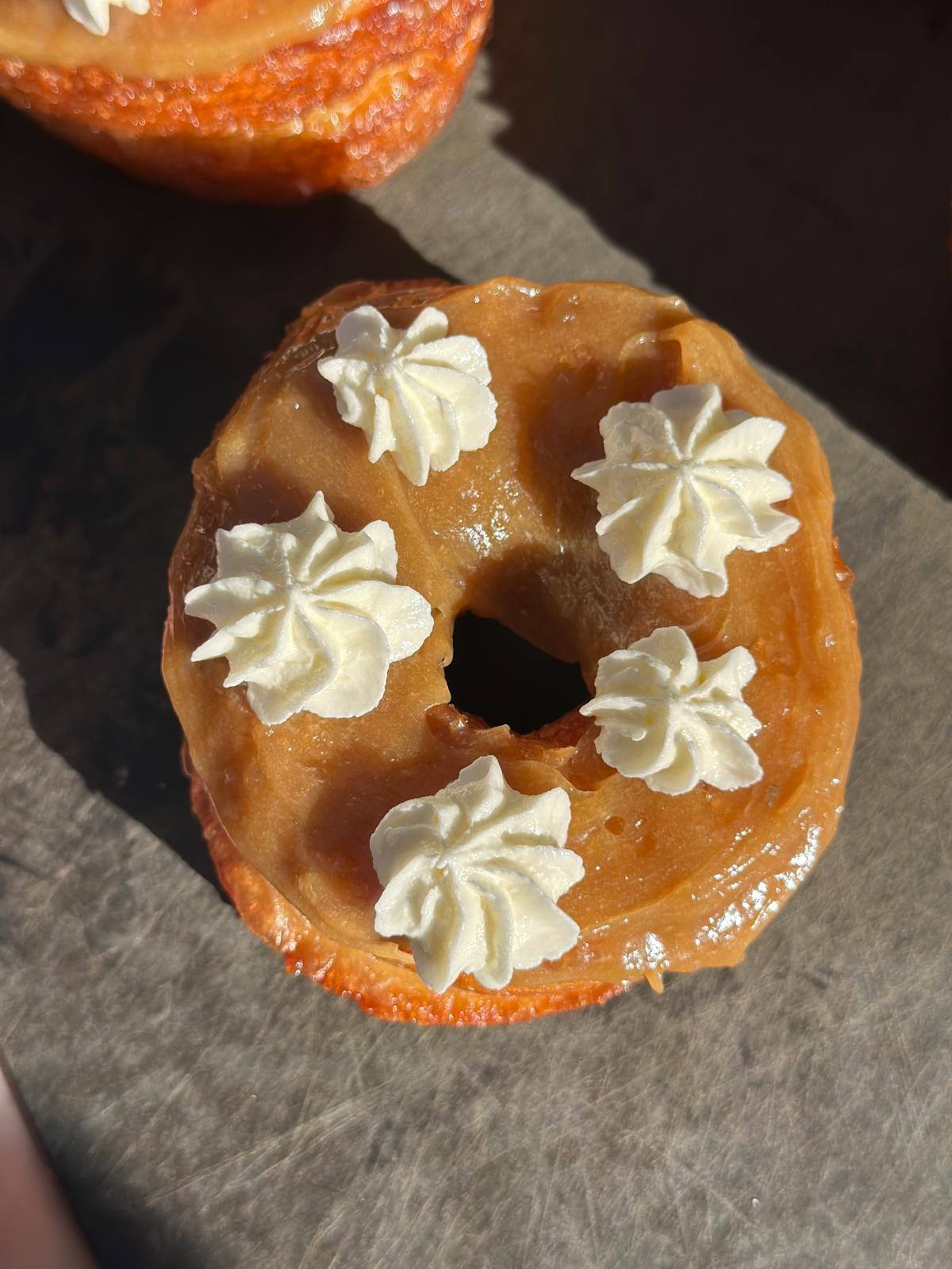 Croissant Crawl - Dulce De Leche CRONUT! 🥐🍩
